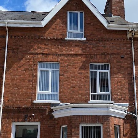 Roskeen Townhouse Белфаст Экстерьер фото