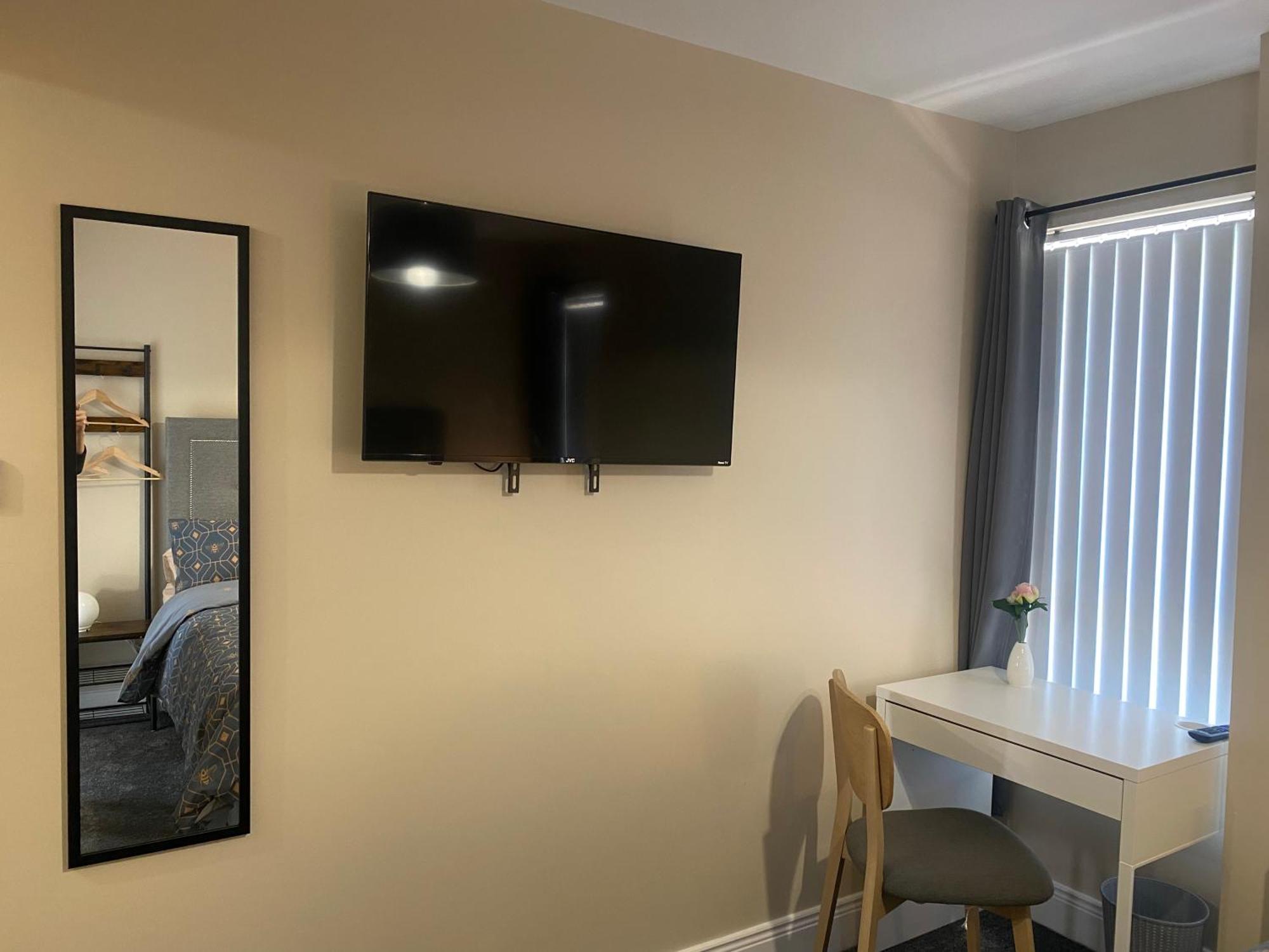 Roskeen Townhouse Белфаст Экстерьер фото